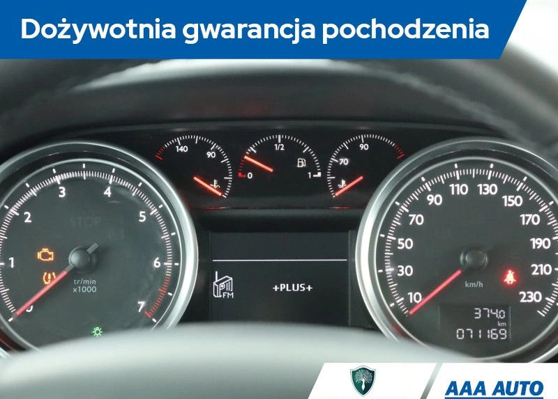 Peugeot 508 cena 58000 przebieg: 71167, rok produkcji 2017 z Świdwin małe 211